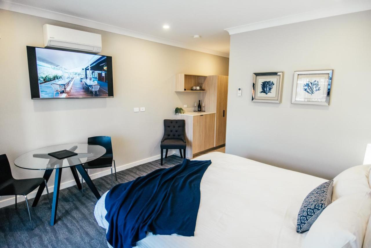 Warners At The Bay Motel Warners Bay Luaran gambar